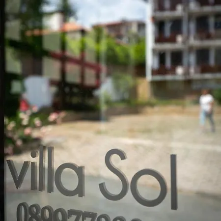 Хотел Sol *