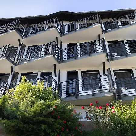 Sol Hotel *